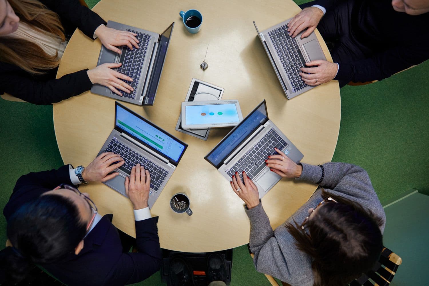 Medarbetare på AP3 som jobbar