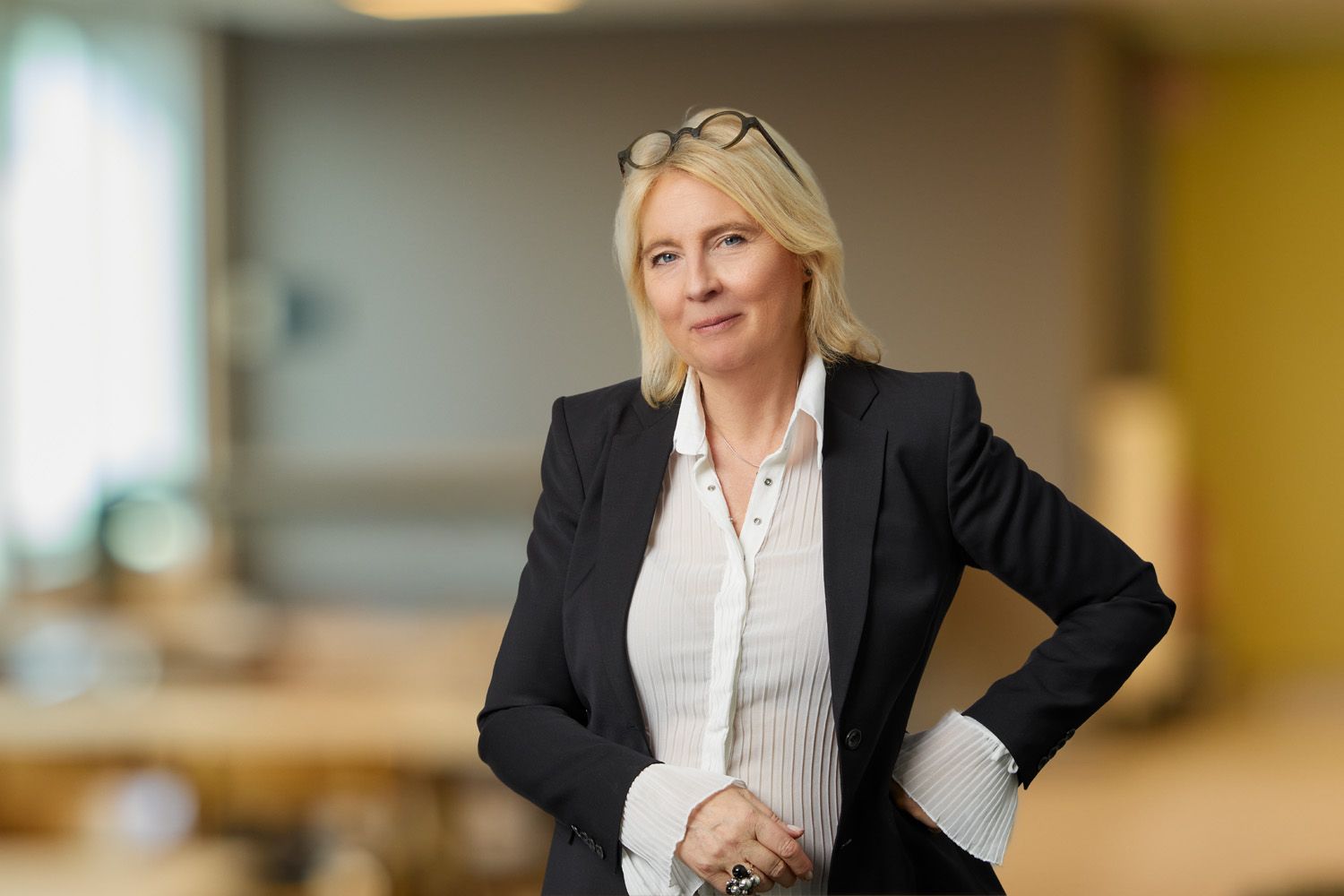Porträtt av Lil Larås Lindgren, Kommunikationschef